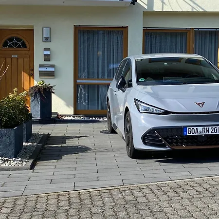 Fewo Rheinwein 1 ausgezeichnet zum wandern und radfahren mit Wallbox * Boppard